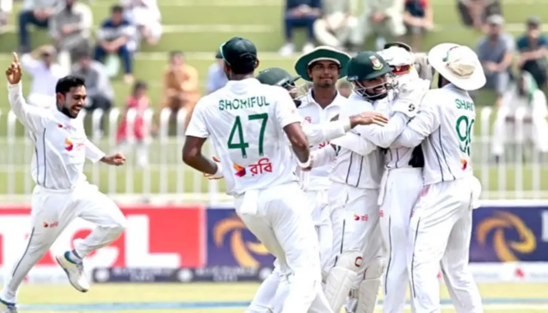 Bangladesh vs india: Bangladesh team celebrating their historic win in 2004