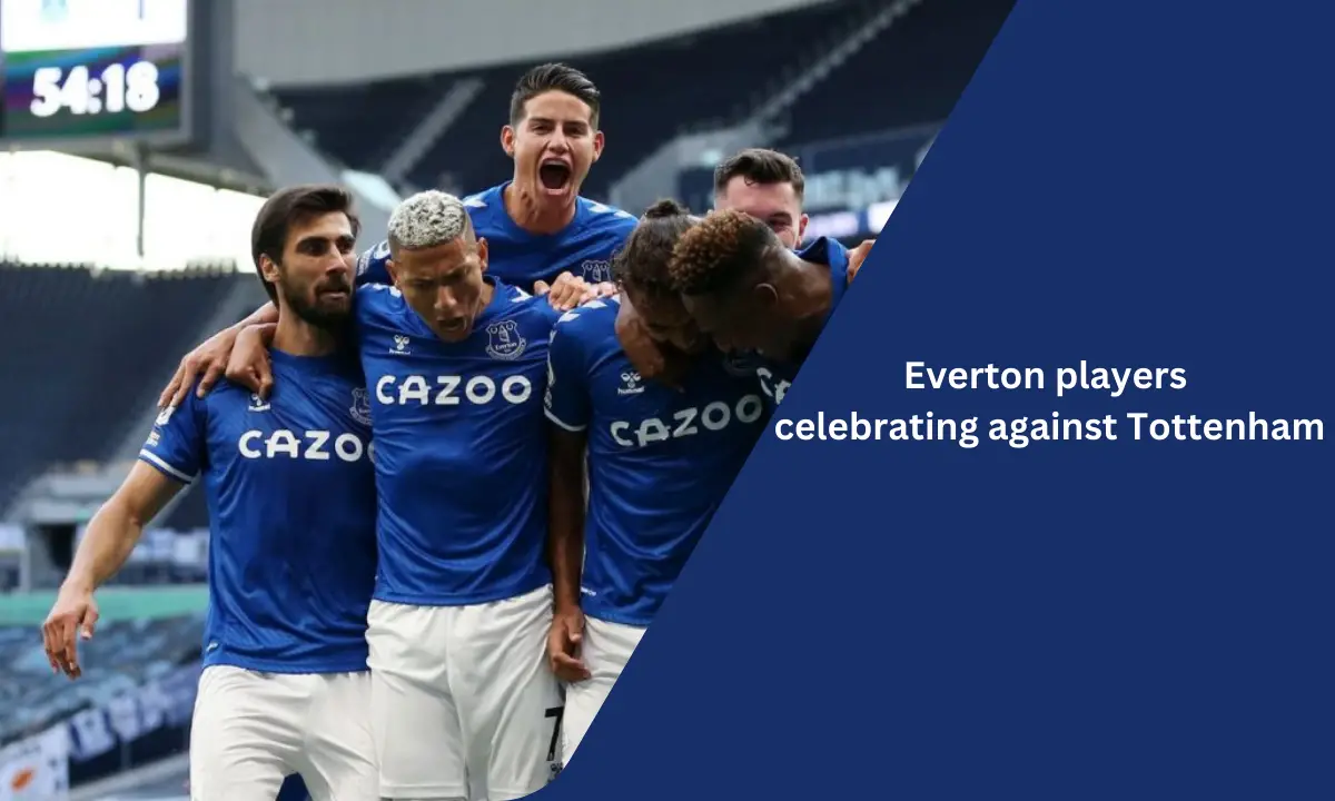 Everton vs Tottenham Hotspur: Everton players celebrating against Tottenham